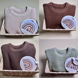4 Sweater Bundle – Great Condition – Cozy & Versatile